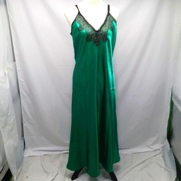 VNTG Oscar de la Renta Green Satin Slip Dress Plunging Neckline Woman 36 Chest..